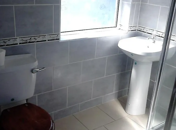 Noirin's Homes Chalet *